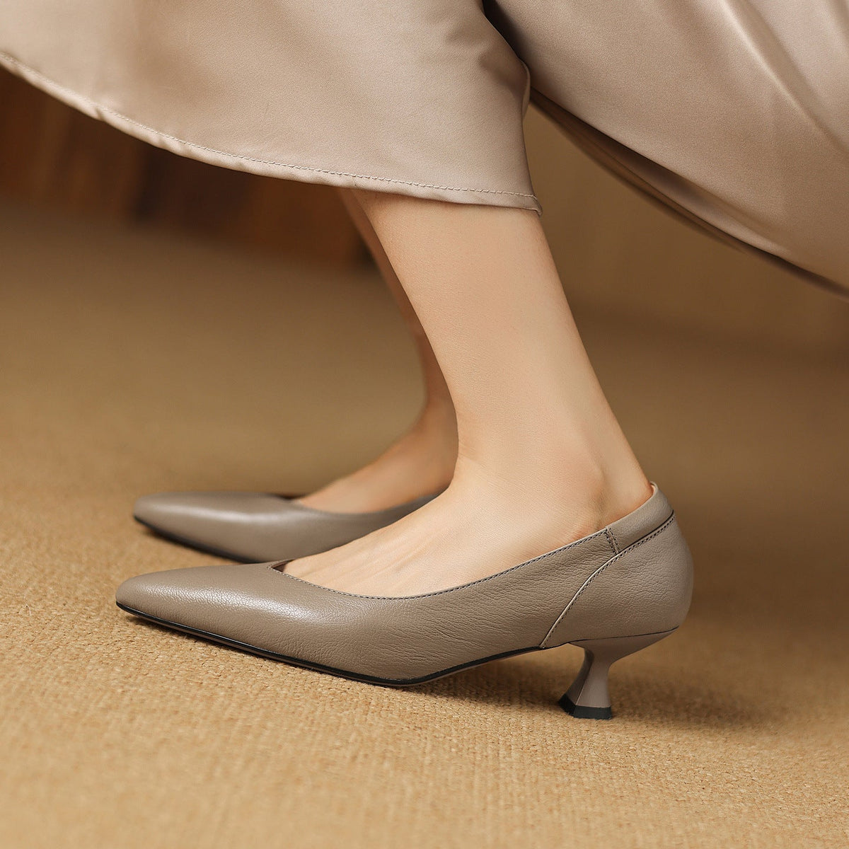 Women's Sculpt Leather Pumps
