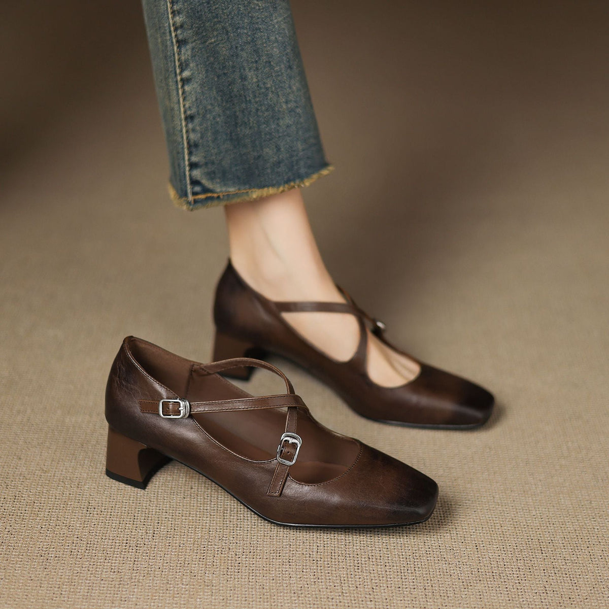 Women's Leather Kitten Heels