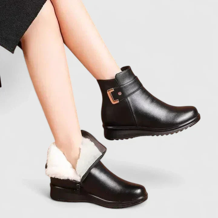 Orthopaedic Boots