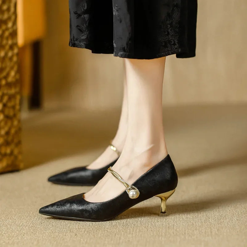 Josephine™ | Kitten Heel Pump