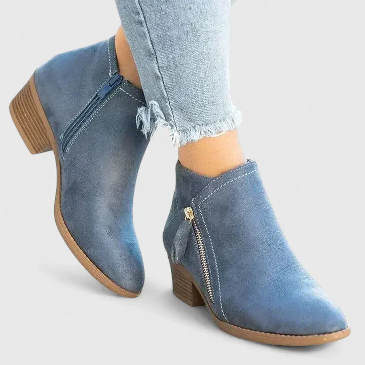 Orthopaedic Boots