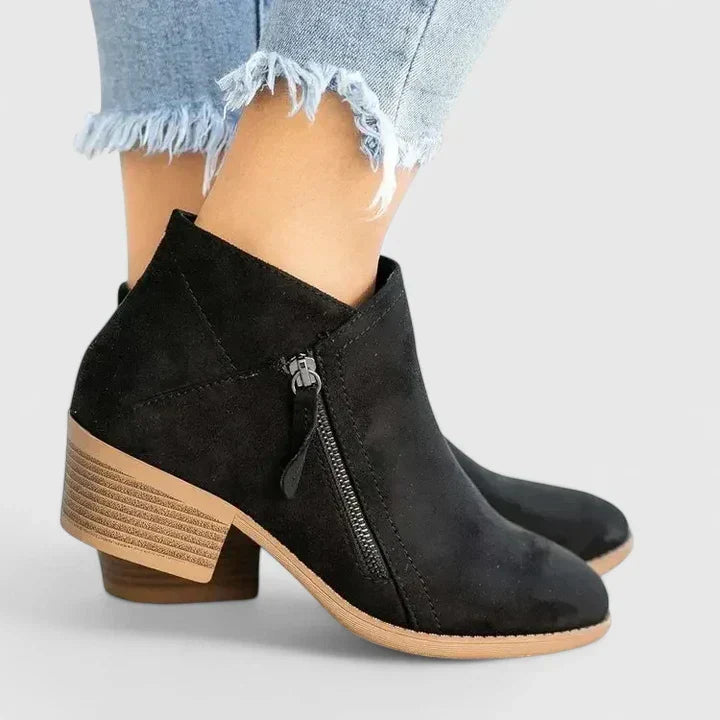 Orthopaedic Boots