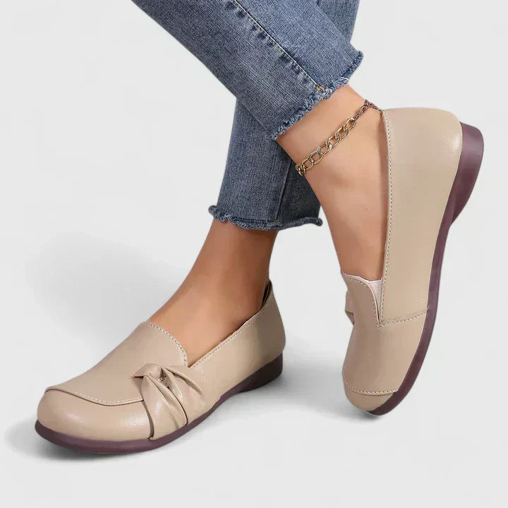 Rosellen™ | Bow-Front Slip-On Flat Loafer