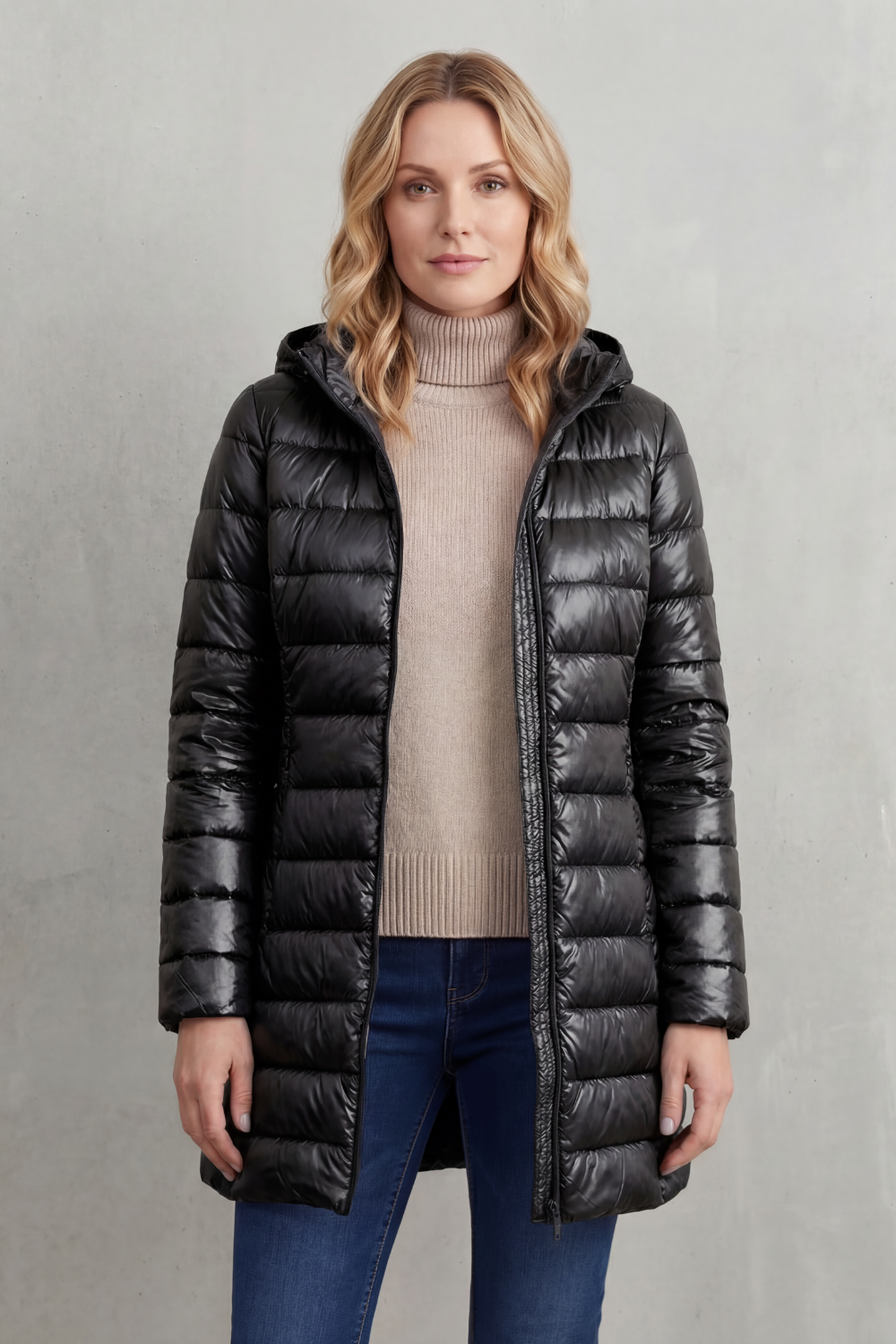 Women's Featherlight Warmth Hooded Down Jacket