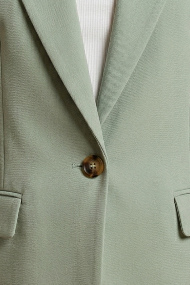 Blanchford™ | Sleeveless Blazer Vest with Notch Collar and Flap Pockets
