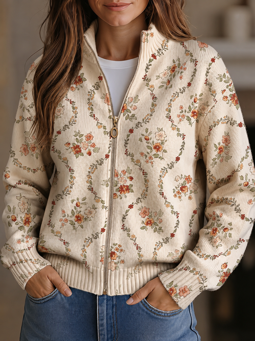 Persephone™ | Delicate Floral Vine Cream Print