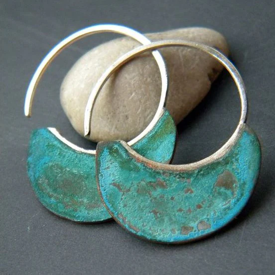 Fenlora™ | Vintage Worn Turquoise Earrings