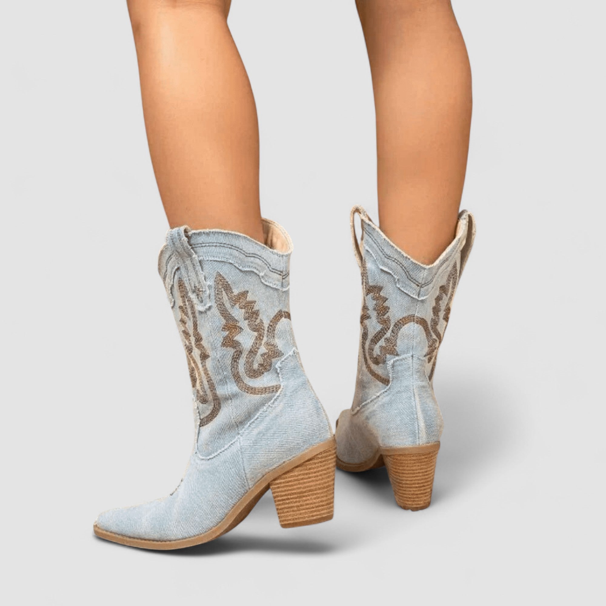 Helena™ | Embroidered Western Cowboy Boots