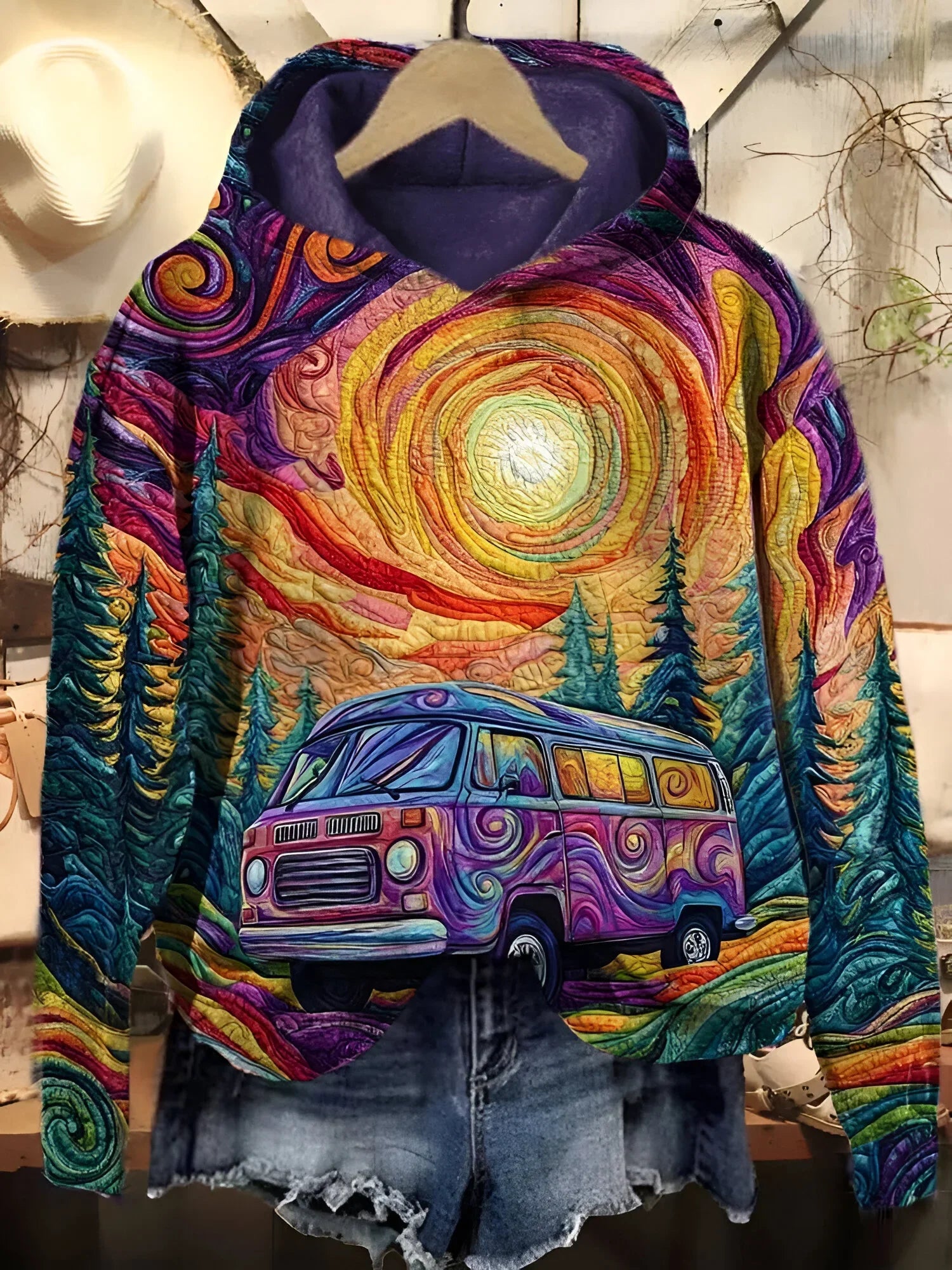Tressa™ | Retro Roadtrip Hoodie