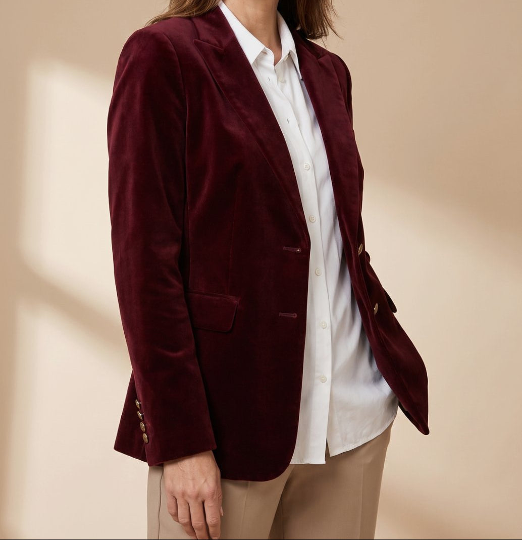 Lucinda™ | Slim-Fit Gold-Button Blazer